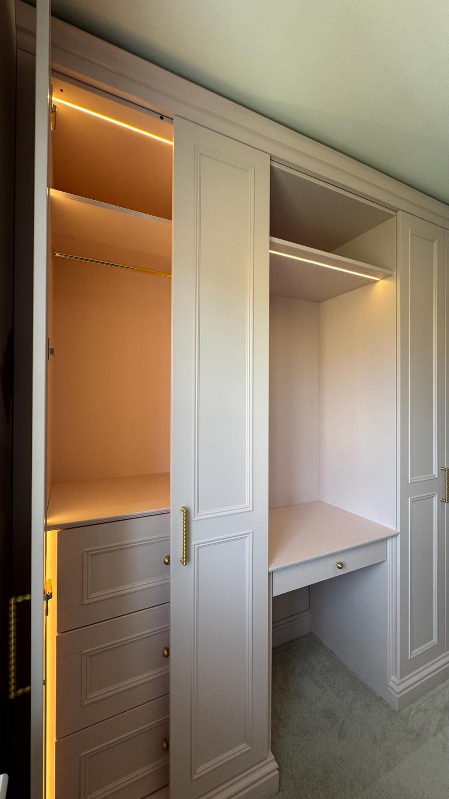 Bespoke - photograph 9