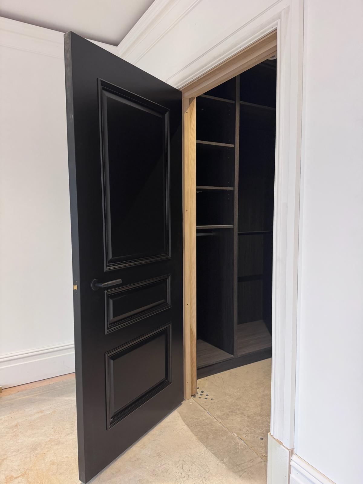 Doors - photograph 10