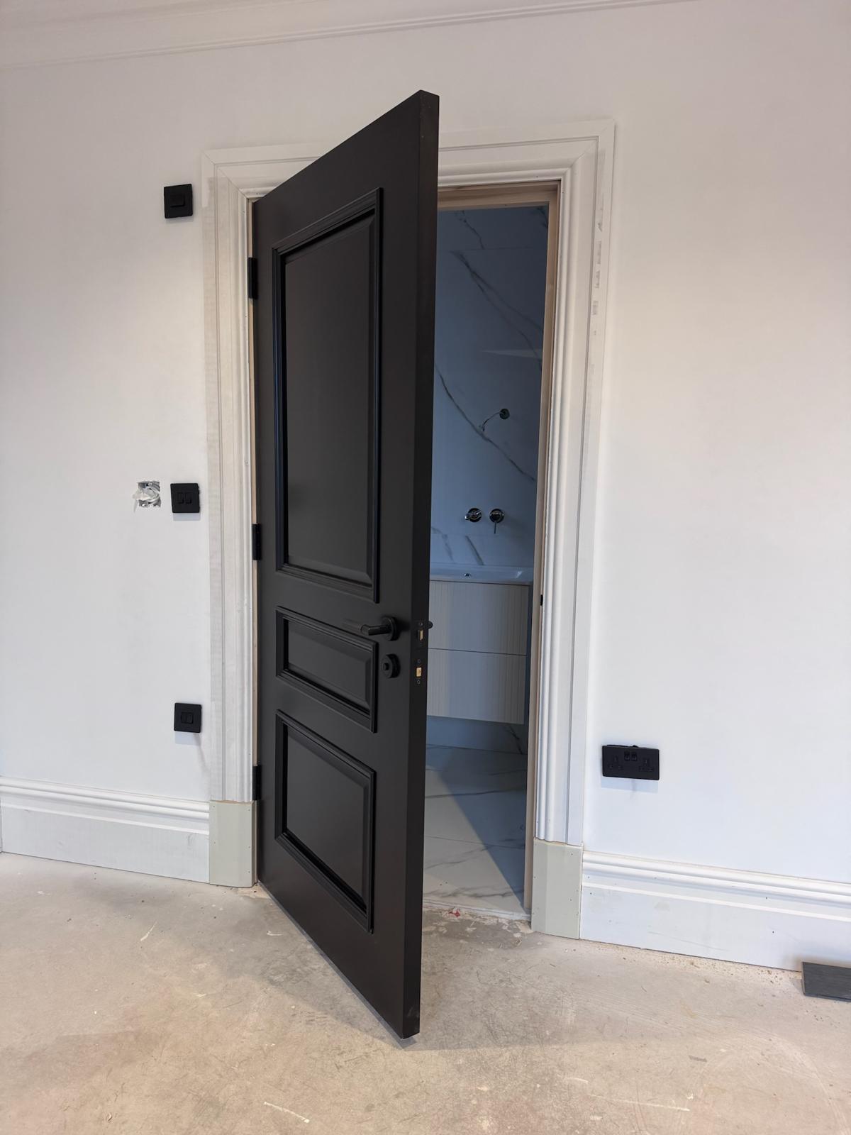 Doors - photograph 24
