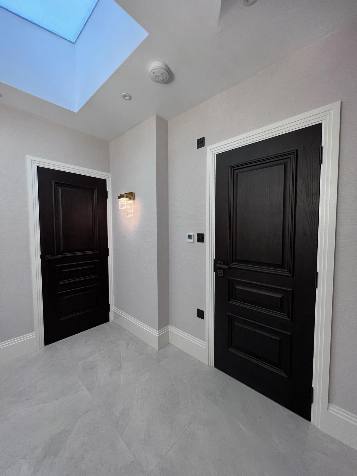 Doors - photograph 36