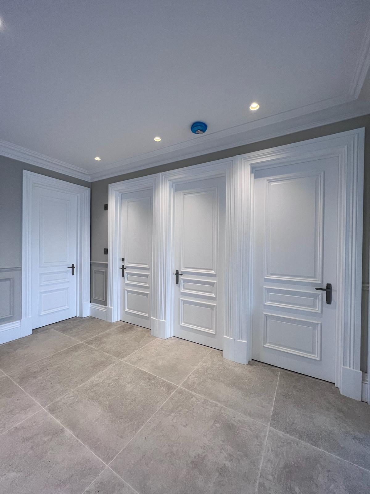 Doors - photograph 38