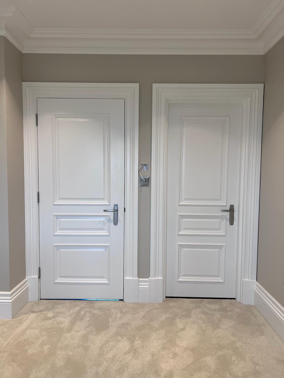 Doors - photograph 40